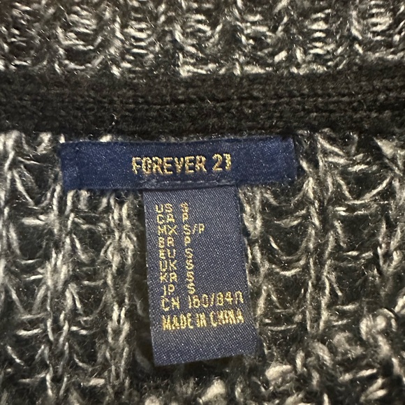 Forever 21 Sweater - Picture 3 of 3